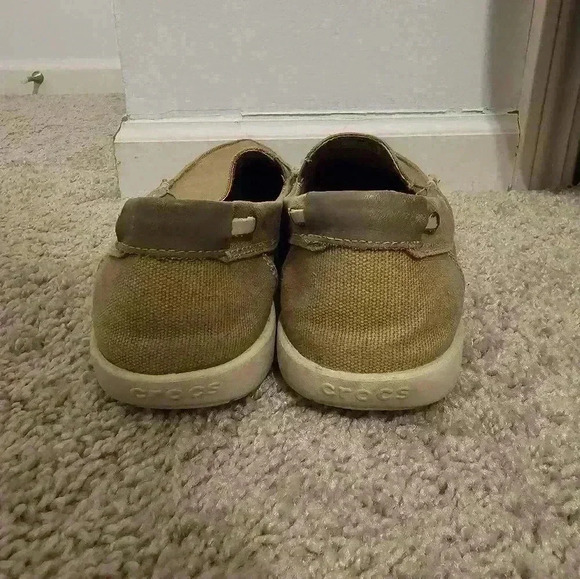 Crocs Women's Size 10W Walu Canvas Loafer Flat Shoes Tan Beige Slip-On - Picture 4 of 8